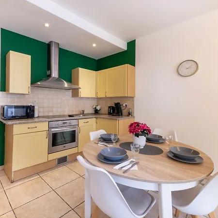 Joli Cocon A 3 Min A Pied De La *